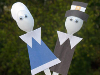 Image for Spoon Pilgrims: make cute pilgrims from spoons and paper