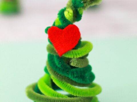 Image for DIY Grinch Pipe Cleaner Christmas Tree