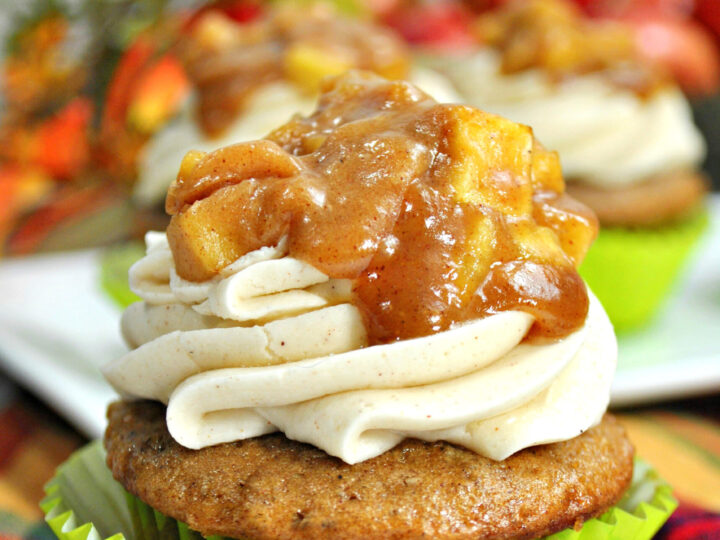 Image for Apple Pie Cupcakes with Cinnamon Icing