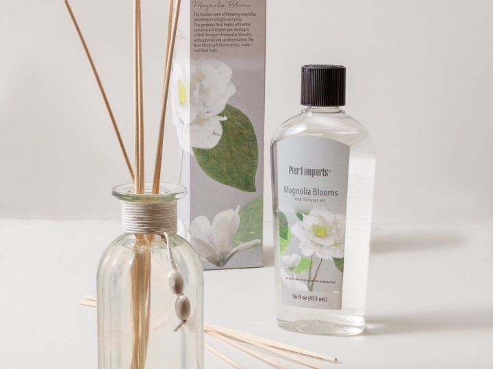 Image for Pier 1 Magnolia Blooms Reed Diffuser & Refill Oil BundleClear