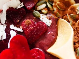 Image for Red Velvet Smoothie Bowls: an antioxidant-packed smoothie bowl!