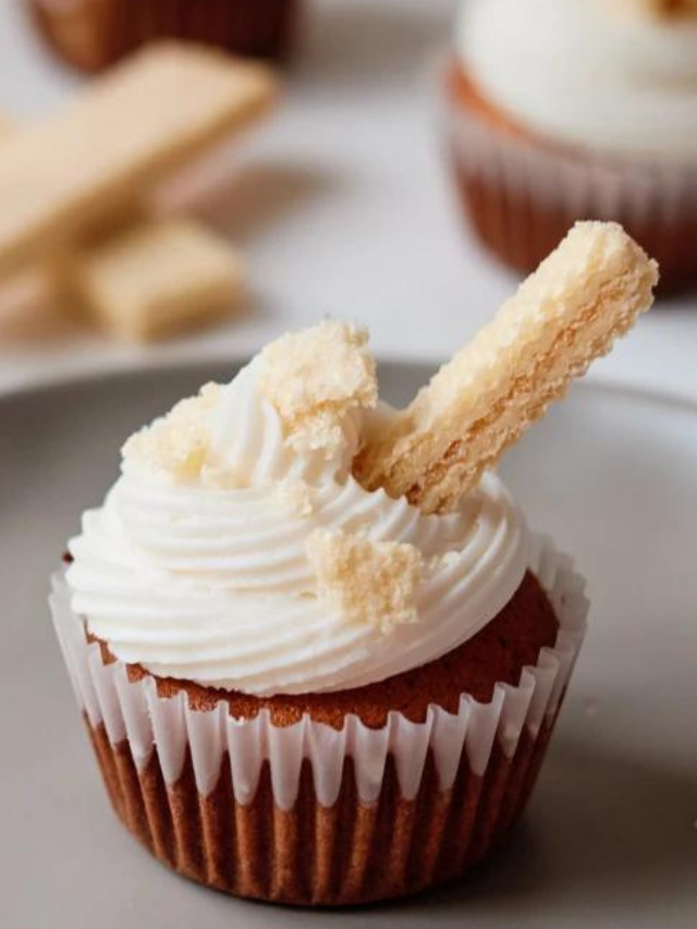 Strawberry Creme Wafer Cupcakes Story
