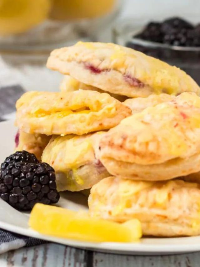 Crispy Blackberry Turnover Cookies Story