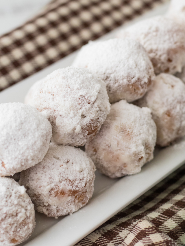 Powdered Sugar Donut Holes Recipe