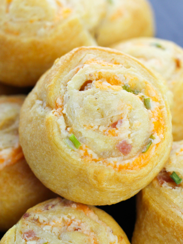 cropped-Crack-Crescent-Rolls-Recipe-6.png