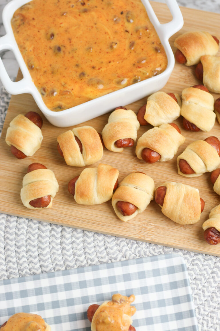 Chili Cheese Pigs In A Blanket