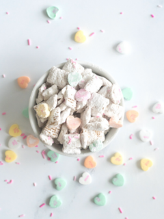 cropped-Valentine-Heart-Candy-Puppy-Chow-3.png