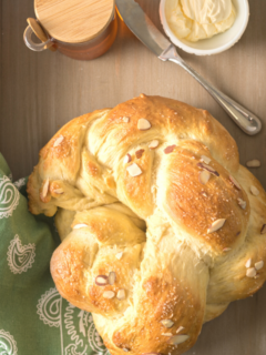 Greek Easter Bread recipe 1