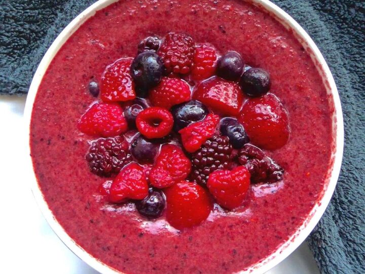 Image for Immune Boosting Berry Smoothie Bowl