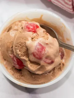 cropped-Homemade-Chocolate-Cherry-Ice-Cream-recipe-5.png