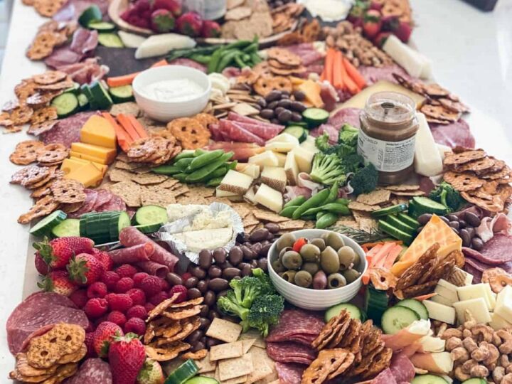 Image for Grazing Table (Easy & Delicious!)
