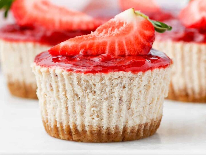 Image for Mini Strawberry Cheesecakes