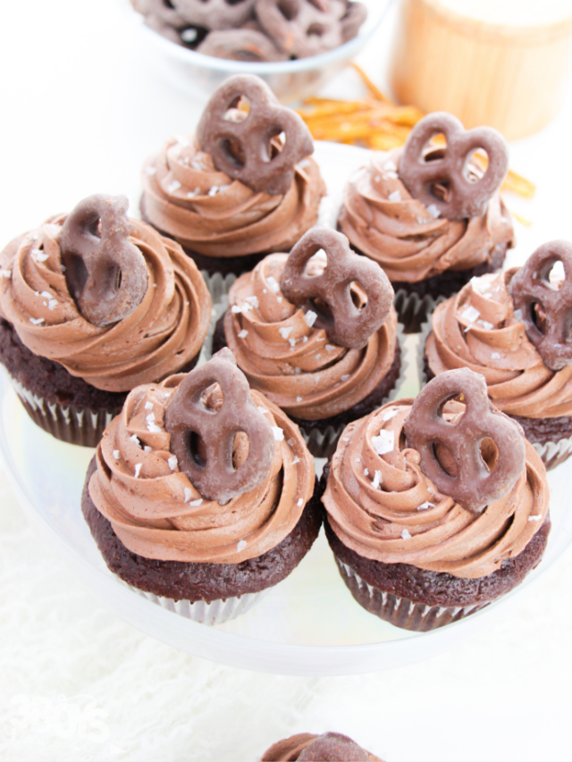 Chocolate Covered Pretzel Cupcakes Recipe