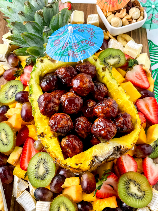 cropped-Hawaiian-Charcuterie-Board-recipe-5.png