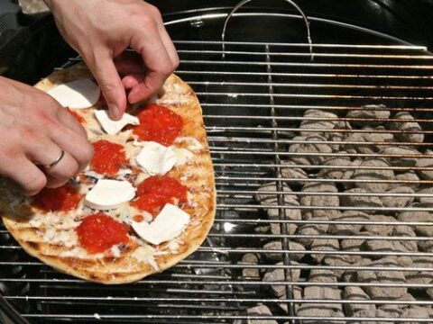 Image for Grilled Pizza Napoletana Recipe