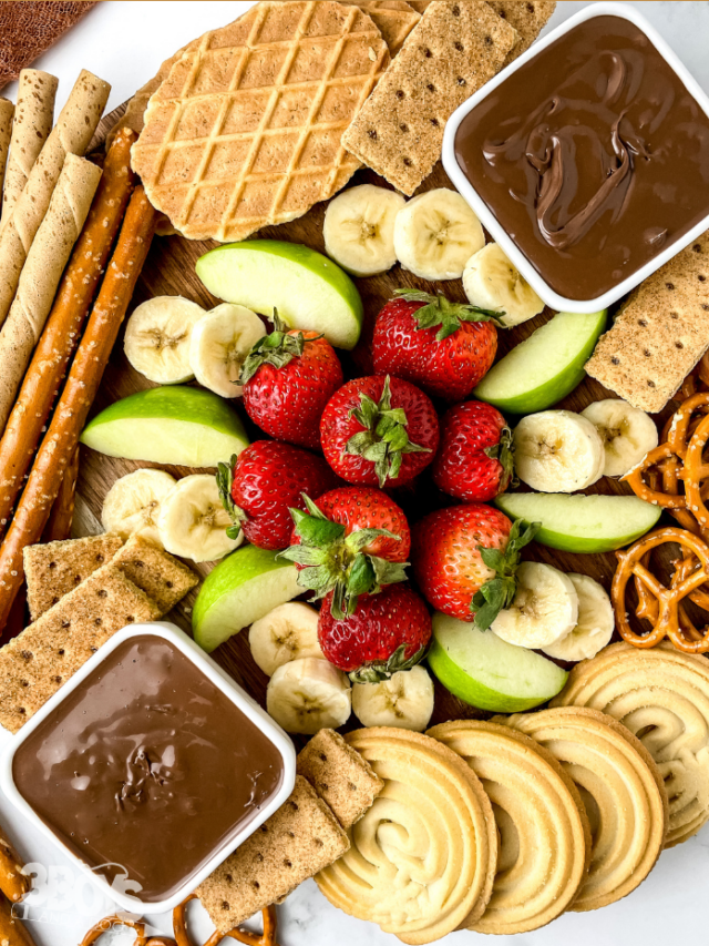 cropped-Nutella-Charcuterie-Board-recipe-4.png