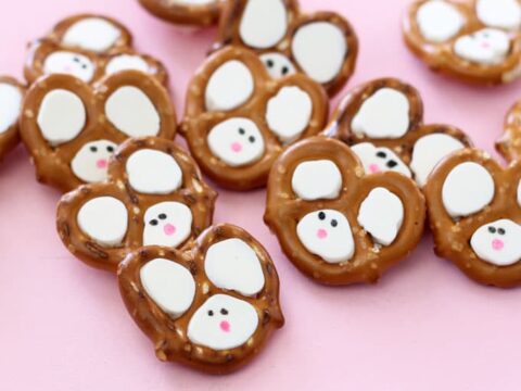 Image for EASY Easter bunny pretzels with video tutorial and how-tos