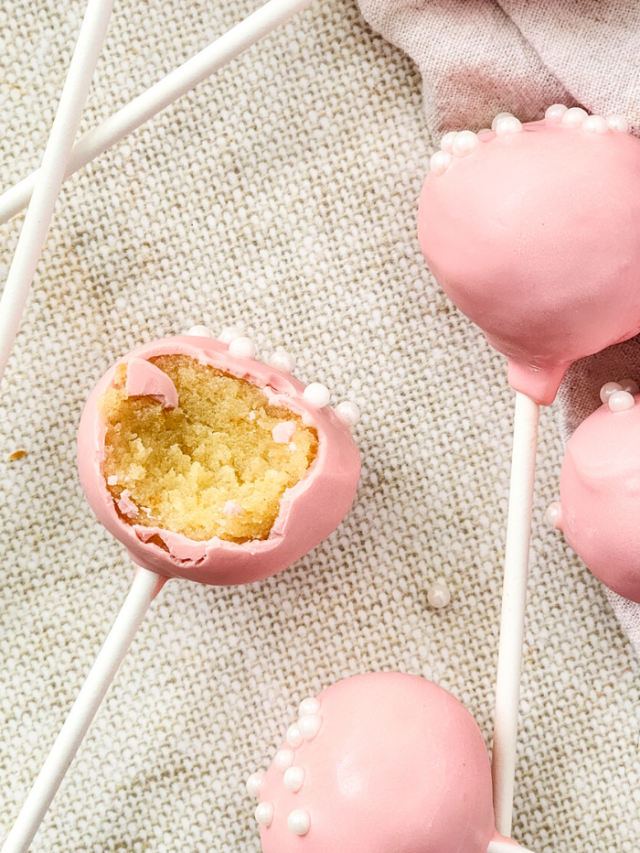 cropped-Pink-Cake-Pops-recipe-5.png
