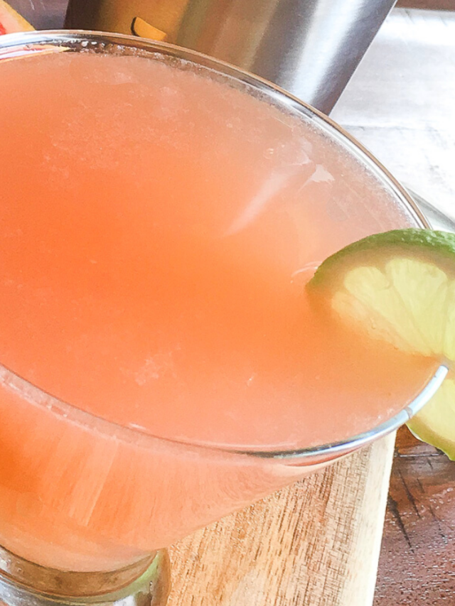 Pink Grapefruit Martini Recipe (Alcohol-Free!)
