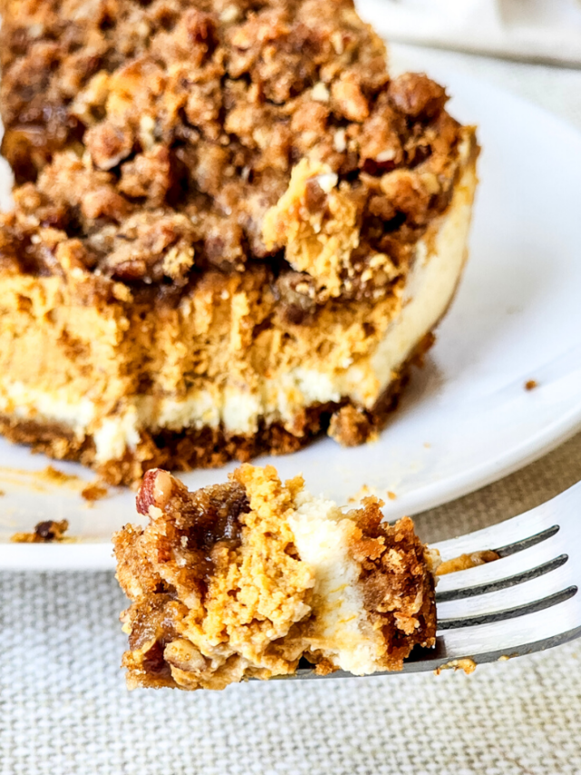 cropped-Pumpkin-Cheesecake-Bars-recipe-5.png