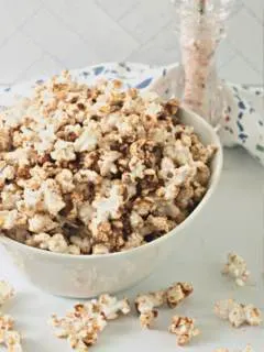 cropped-fall-popcorn-recipe-5.png