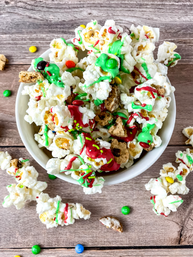 Christmas Cookie Popcorn Recipe