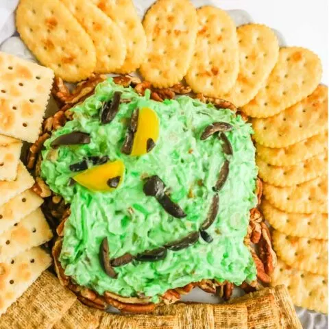 simple holiday Grinch Cheese Ball