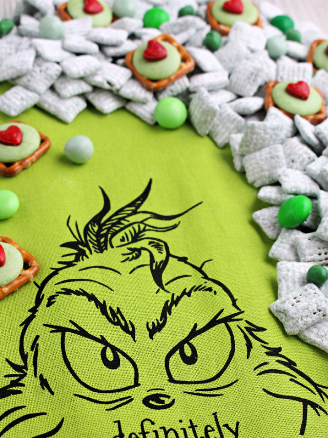 cropped-Grinch-Snack-Mix-recipe-5.png