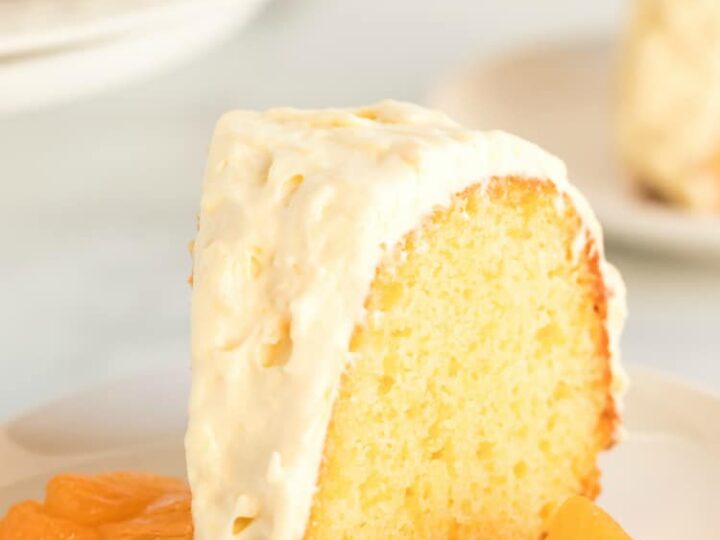 Image for Mandarin Orange Cake with Pineapple Frosting