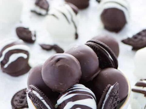 Image for Gluten Free Oreo Truffles (Easy, No-Bake Dessert)