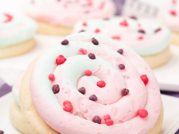 Image for Crumbl Cotton Candy Cookie Recipe