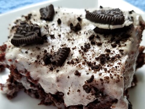 Image for Oreo Pudding Poke Cake Dessert