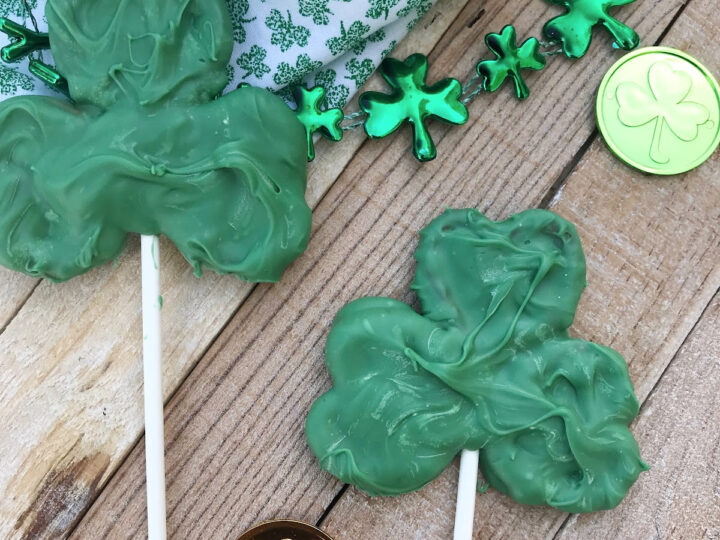 Image for Pretzel Shamrocks