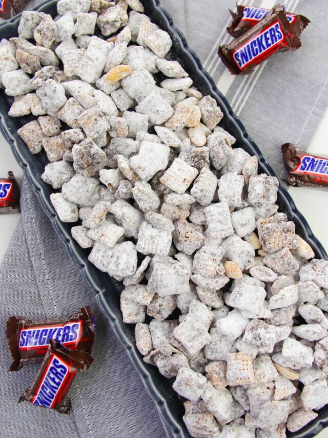 cropped-Snickers-Puppy-Chow-recipe-5-1.jpg