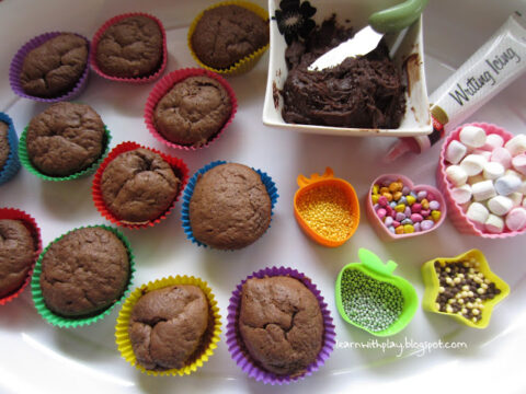 Image for Decorating Cupcakes (With added Literacy skills!)
