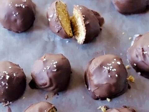 Image for Easy & Healthy Peanut Butter Balls
