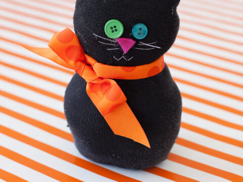 Image for Kids’ 15 Minute Halloween Craft: Black Sock Cat