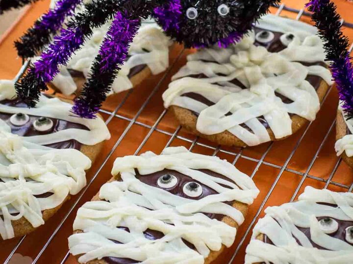 Image for Easy Mummy Halloween Cookies