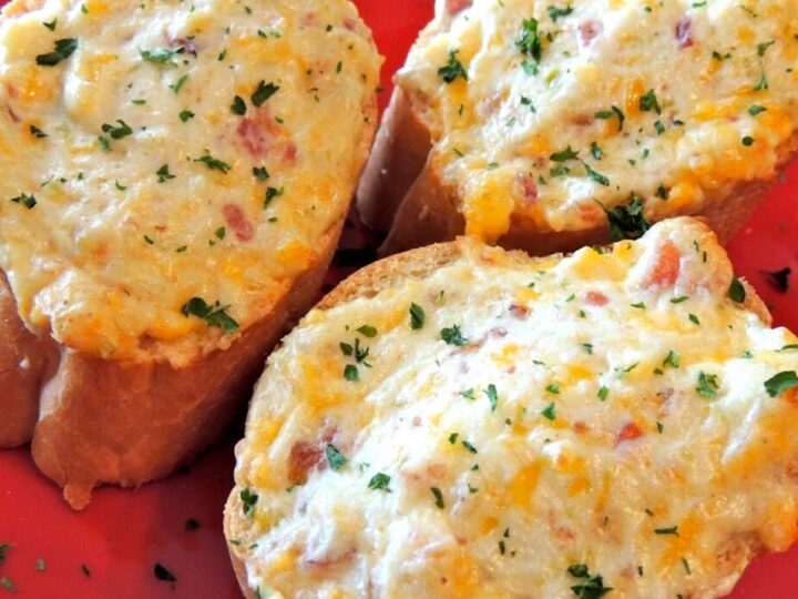 Image for Easy Cheesy Jalapeno Bacon Garlic Bread