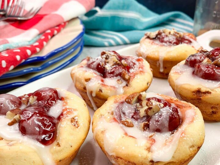 Image for Pillsbury Cinnamon Rolls with Cherry Pie Filling