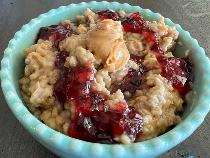 Image for Slow Cooker Peanut Butter & Jelly Oatmeal