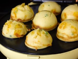 Image for Cheddar Jalapeno Cornbread Cake Pop