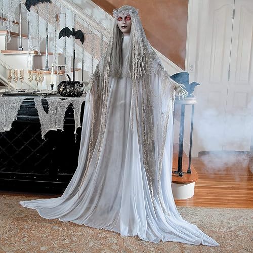 Animated Standing Ghost Girl