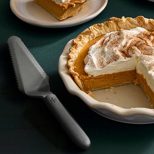 Pampered Chef Serrated Nylon Server