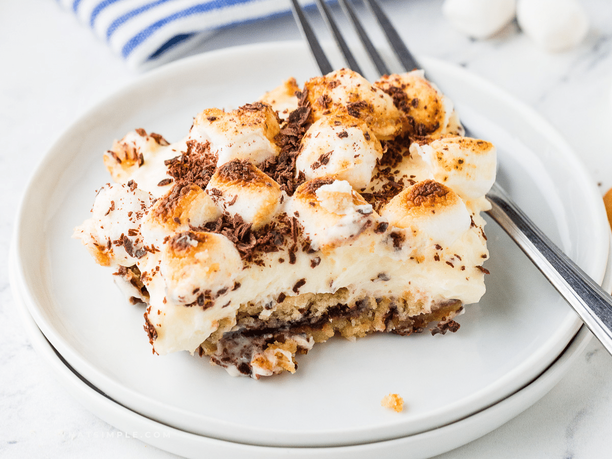 S’Mores Dessert Squares